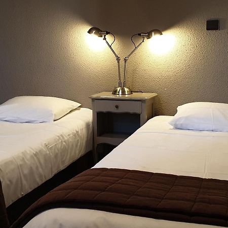 Le Relais Des Dix Crus - Logis Hotel B&B Corcelles-en-Beaujolais Buitenkant foto