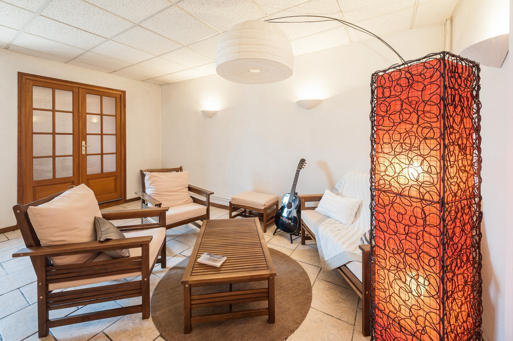 Le Relais Des Dix Crus - Logis Hotel B&B Corcelles-en-Beaujolais Buitenkant foto