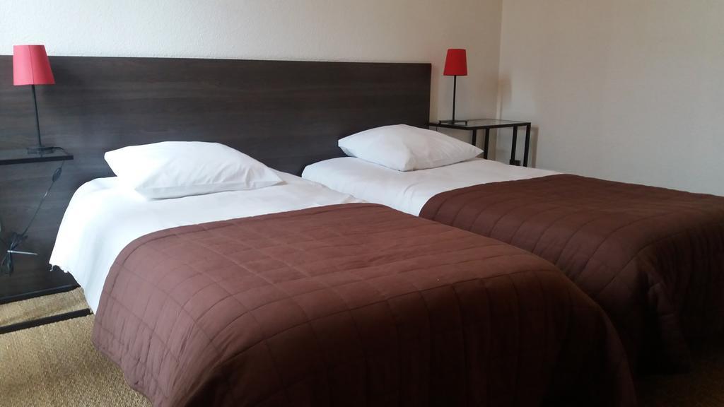 Le Relais Des Dix Crus - Logis Hotel B&B Corcelles-en-Beaujolais Buitenkant foto
